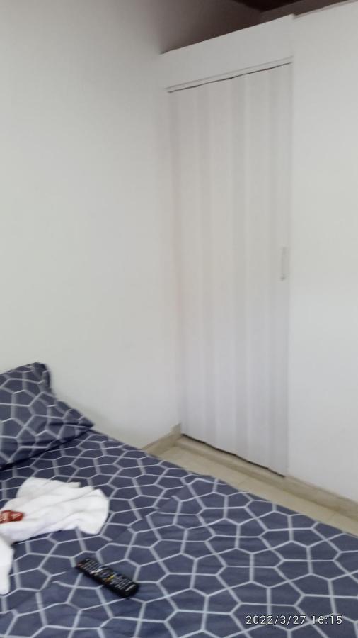 Hostal Arambulo Villavieja Dış mekan fotoğraf
