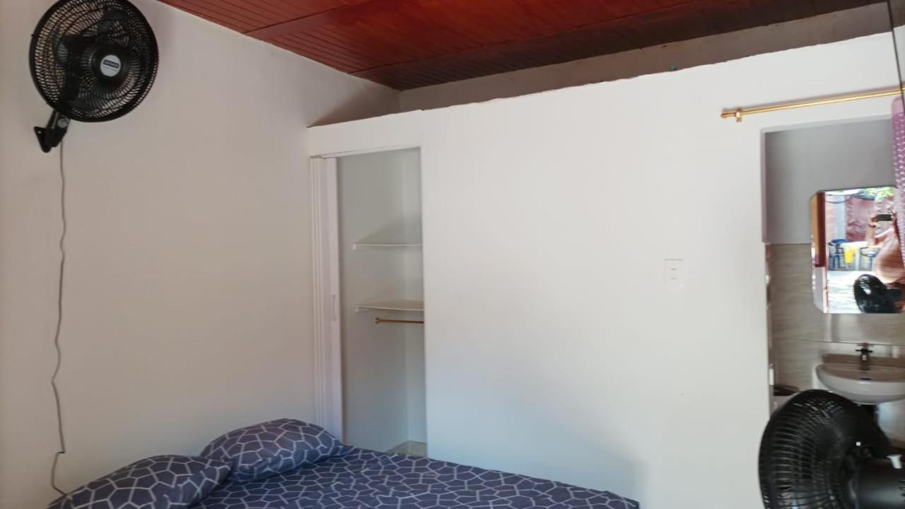 Hostal Arambulo Villavieja Dış mekan fotoğraf
